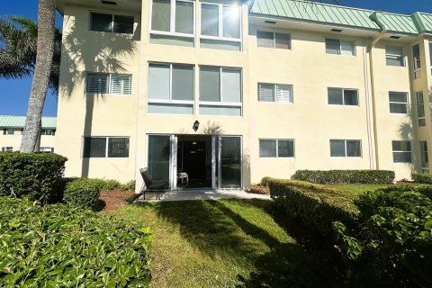 Condo in Boynton Beach, Florida, 2 bedrooms  № 1102310 - photo 26