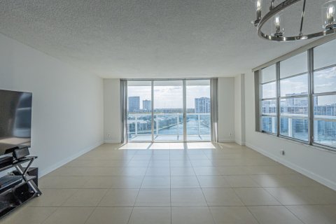 Copropriété à vendre à Hollywood, Floride: 2 chambres, 123.84 m2 № 1174210 - photo 24