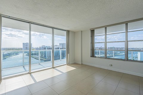 Condominio en venta en Hollywood, Florida, 2 dormitorios, 123.84 m2 № 1174210 - foto 28