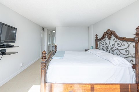 Copropriété à vendre à Hollywood, Floride: 2 chambres, 123.84 m2 № 1174210 - photo 22