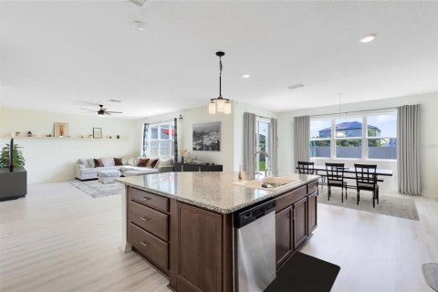 Villa ou maison à vendre à Orlando, Floride: 4 chambres, 279.45 m2 № 1391111 - photo 6