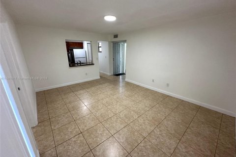 Copropriété à vendre à Hialeah, Floride: 2 chambres, 69.68 m2 № 1409290 - photo 16