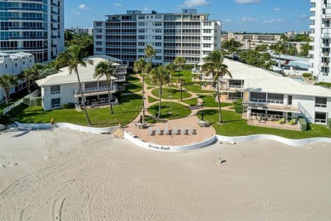 Condominio en venta en Lauderdale-by-the-Sea, Florida, 2 dormitorios, 116.13 m2 № 1102375 - foto 4