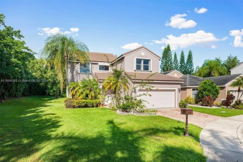 Villa ou maison à vendre à Weston, Floride: 4 chambres, 198.16 m2 № 1381772 - photo 2