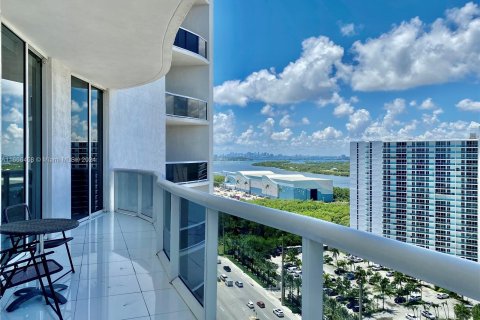 Condo in Sunny Isles Beach, Florida, 2 bedrooms  № 1382968 - photo 20