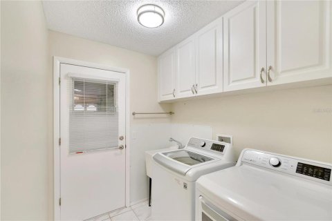 Copropriété à vendre à New Port Richey, Floride: 2 chambres, 121.61 m2 № 1277725 - photo 6