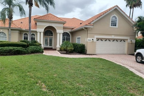 Villa ou maison à vendre à Orlando, Floride: 5 chambres, 290.32 m2 № 1261829 - photo 1