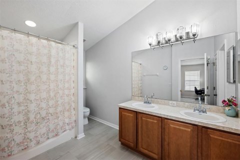 Townhouse in Wesley Chapel, Florida 3 bedrooms, 156.63 sq.m. № 1267093 - photo 18