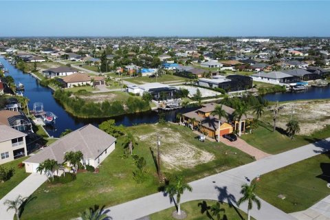 Terrain à vendre à Cape Coral, Floride № 1300513 - photo 2