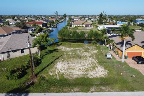 Terreno en venta en Cape Coral, Florida № 1300513 - foto 1