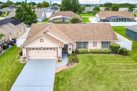 Villa ou maison à vendre à Davenport, Floride: 3 chambres, 113.81 m2 № 1326210 - photo 2