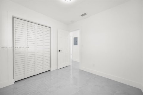 Casa en venta en Hollywood, Florida, 3 dormitorios, 104.98 m2 № 1271699 - foto 23