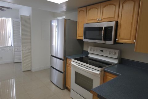 Condo in Davie, Florida, 2 bedrooms  № 1364925 - photo 4