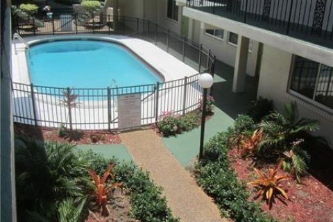 Condo in Fort Lauderdale, Florida, 2 bedrooms  № 1119099 - photo 9