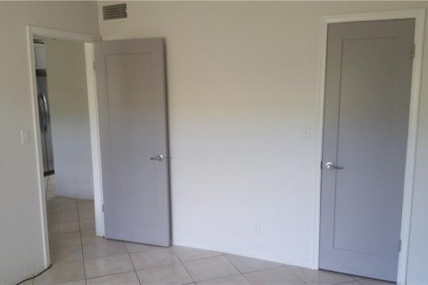 Copropriété à vendre à Fort Lauderdale, Floride: 2 chambres, 62.24 m2 № 1119099 - photo 10