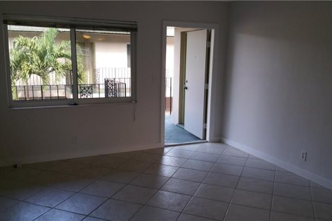 Copropriété à vendre à Fort Lauderdale, Floride: 2 chambres, 62.24 m2 № 1119099 - photo 13