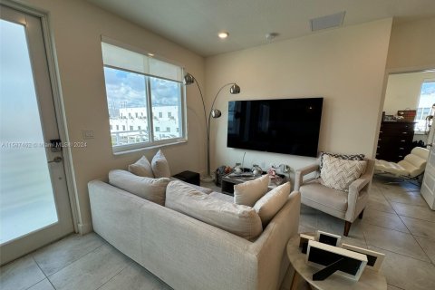 Condominio en venta en Doral, Florida, 3 dormitorios, 102.38 m2 № 1178007 - foto 3