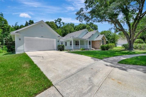 Villa ou maison à vendre à DeLand, Floride: 4 chambres, 172.52 m2 № 1248775 - photo 4