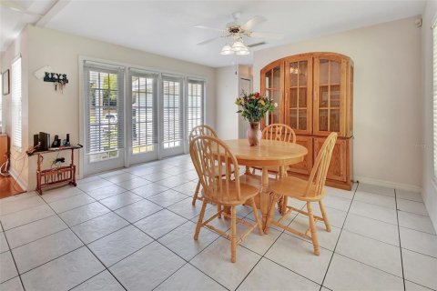 Villa ou maison à vendre à DeLand, Floride: 4 chambres, 172.52 m2 № 1248775 - photo 14