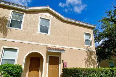 Condo in Sarasota, Florida, 3 bedrooms  № 1384827 - photo 1