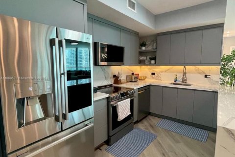 Copropriété à vendre à Miami, Floride: 3 chambres, 128.67 m2 № 1367004 - photo 6