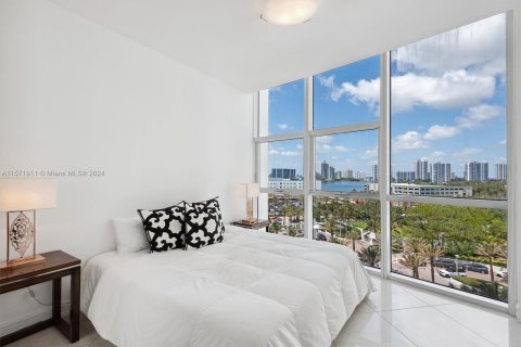 Condo in Sunny Isles Beach, Florida, 3 bedrooms  № 1128762 - photo 19