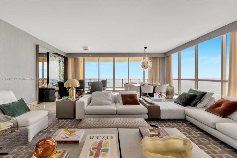 Condominio en venta en Sunny Isles Beach, Florida, 4 dormitorios, 428.19 m2 № 1315956 - foto 5