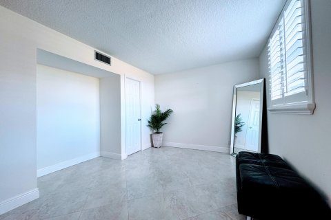 Condo in Boca Raton, Florida, 3 bedrooms  № 857159 - photo 6