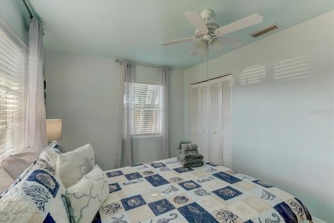 House in Sarasota, Florida 2 bedrooms, 94.57 sq.m. № 1393694 - photo 13