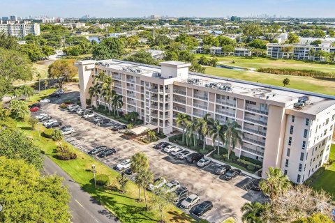 Copropriété à vendre à Pompano Beach, Floride: 2 chambres, 106.84 m2 № 1146950 - photo 22