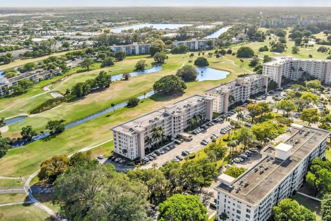 Condo in Pompano Beach, Florida, 2 bedrooms  № 1146950 - photo 26