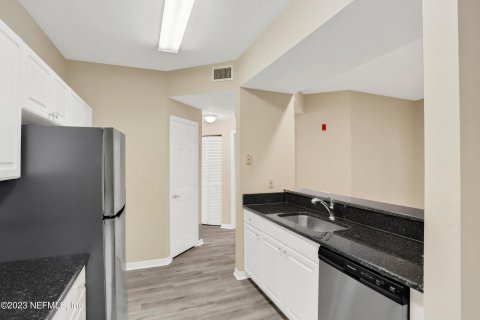 Condo in Saint Augustine, Florida, 2 bedrooms  № 773549 - photo 15