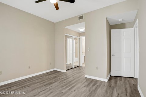 Condo in Saint Augustine, Florida, 2 bedrooms  № 773549 - photo 25