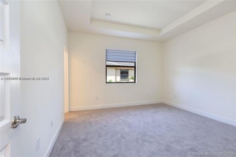 Townhouse in Miami Lakes, Florida 3 bedrooms, 137.12 sq.m. № 1236911 - photo 7