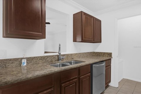 Adosado en venta en Orlando, Florida, 2 dormitorios, 77.67 m2 № 1368276 - foto 4