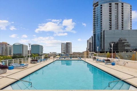 Condominio en venta en Orlando, Florida, 2 dormitorios, 105.26 m2 № 1090923 - foto 30