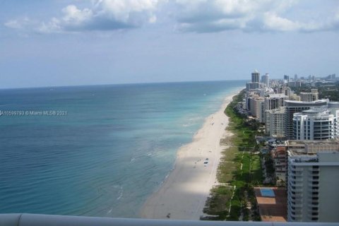 Copropriété à louer à Miami Beach, Floride: 2 chambres, 106.93 m2 № 6339 - photo 2