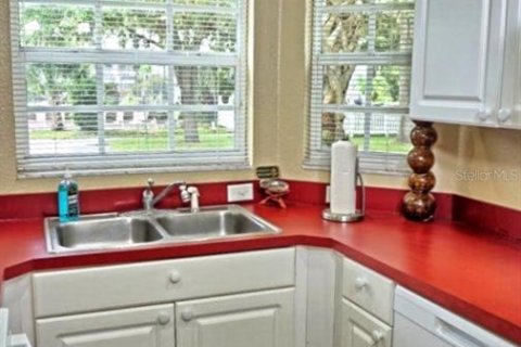 Condo in Lutz, Florida, 1 bedroom  № 1364532 - photo 15