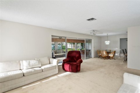 Villa ou maison à vendre à Port Richey, Floride: 2 chambres, 164.99 m2 № 1334125 - photo 20