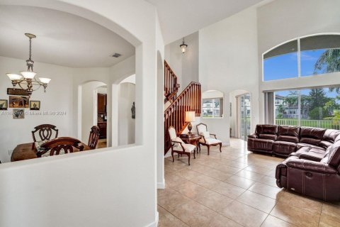 Townhouse in Doral, Florida 3 bedrooms, 208.57 sq.m. № 1402702 - photo 11