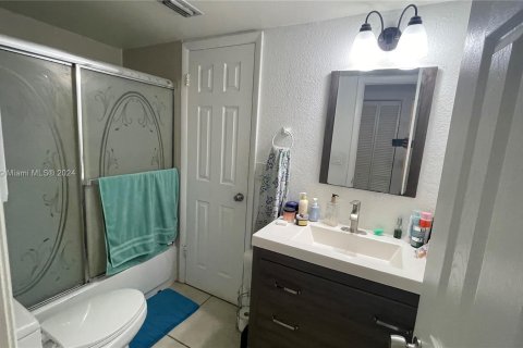 Condominio en venta en Davie, Florida, 2 dormitorios, 92.9 m2 № 1138545 - foto 27