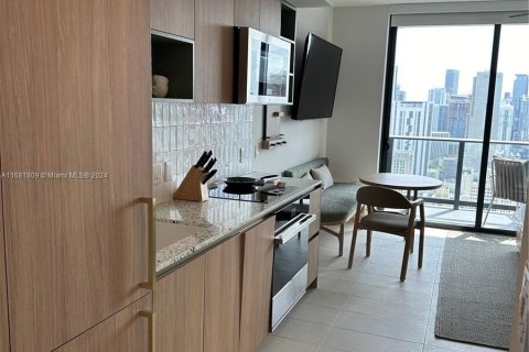 Condominio en venta en Miami, Florida, 38.18 m2 № 1431347 - foto 1