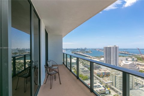 Condo in Miami, Florida, 2 bedrooms  № 1386007 - photo 23