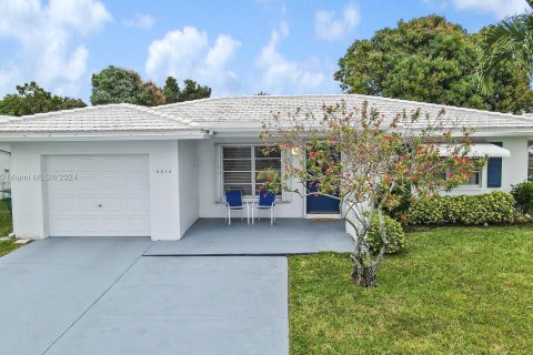 Casa en venta en Tamarac, Florida, 2 dormitorios, 121.24 m2 № 1000173 - foto 26