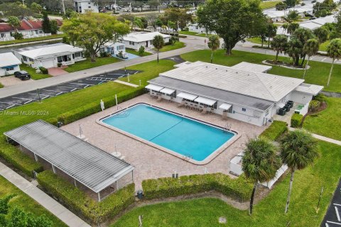 Villa ou maison à vendre à Tamarac, Floride: 2 chambres, 121.24 m2 № 1000173 - photo 29