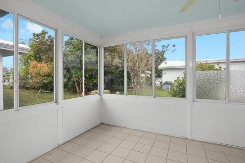Casa en venta en Tamarac, Florida, 2 dormitorios, 121.24 m2 № 1000173 - foto 20