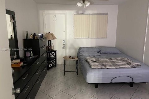 Copropriété à louer à Hollywood, Floride: 1 chambre, 52.21 m2 № 1367414 - photo 8