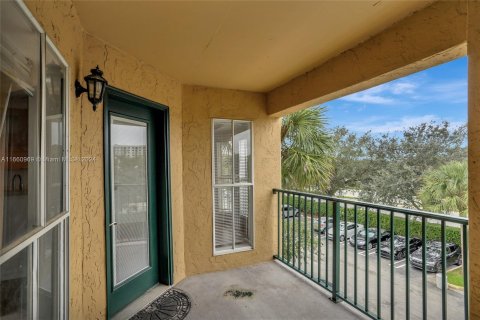 Condo in Coral Springs, Florida, 1 bedroom  № 1367365 - photo 20