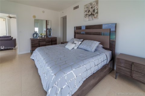 Condominio en alquiler en Sunny Isles Beach, Florida, 2 dormitorios, 132.2 m2 № 11233 - foto 6