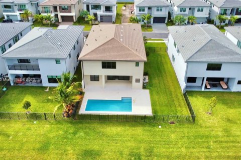 Villa ou maison à louer à Boca Raton, Floride: 5 chambres, 428.19 m2 № 861985 - photo 5